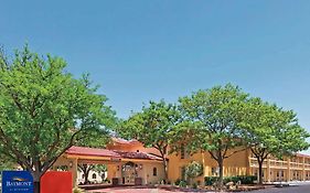 Baymont By Wyndham Lubbock - Downtown Civic Center